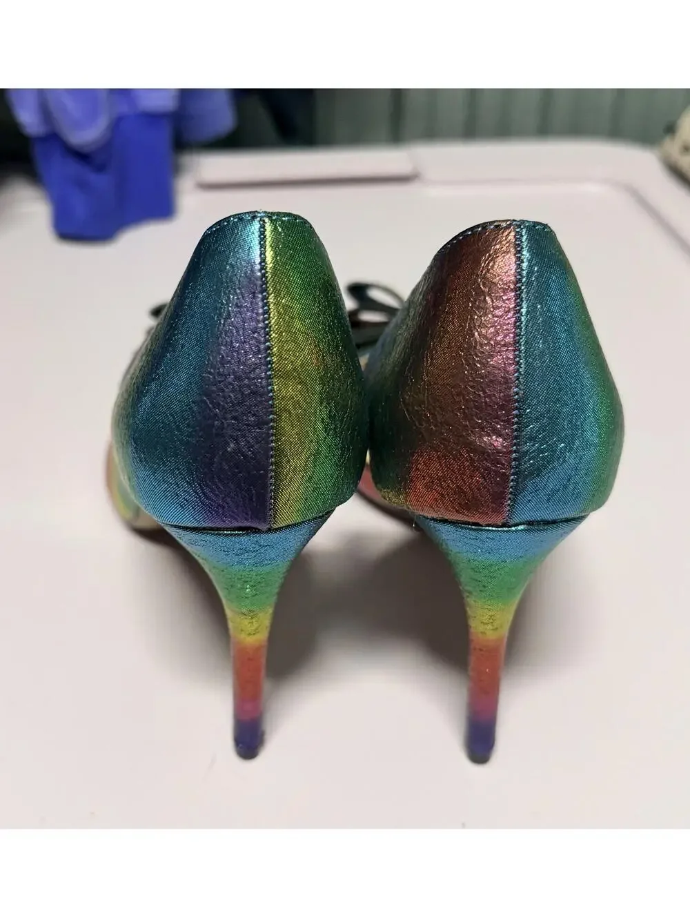 Betsey Johnson Rainbow Ombre Bow Heels Size 6.5 Metallic Pointed Toe Pumps